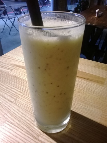 方屋(Found House):廢棄工廠翻新!熱食CP>輕食的餐廳~方屋