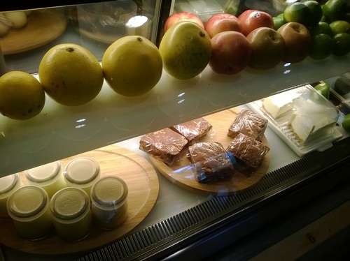 方屋(Found House):廢棄工廠翻新!熱食CP>輕食的餐廳~方屋