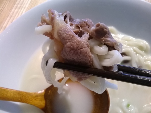 方屋(Found House):廢棄工廠翻新!熱食CP>輕食的餐廳~方屋