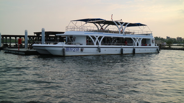 蚵殼島:【屏東旅遊】大鵬灣之蚵殼島