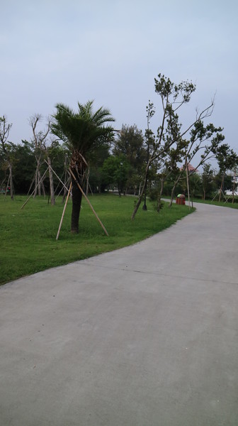 大鵬灣國家風景區:【屏東旅遊】2015年11月變很多的大鵬灣國家風景區/跨海大橋開橋秀