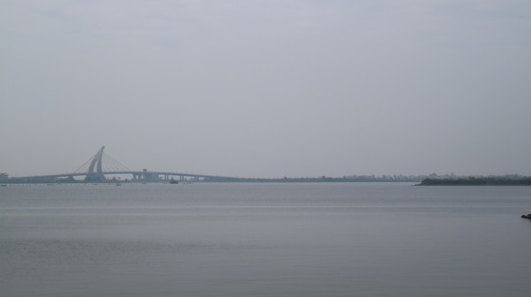 大鵬灣國家風景區:【屏東旅遊】2015年11月變很多的大鵬灣國家風景區/跨海大橋開橋秀