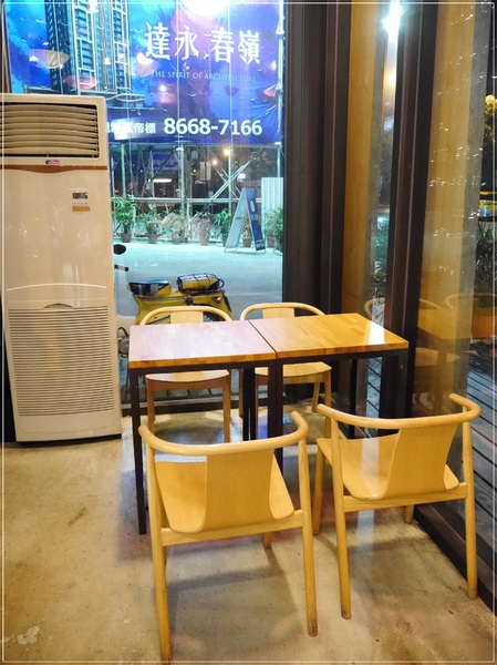 阿達阿永咖啡廳：【中和】阿達阿永咖啡廳－由 <達永建設 x 5 Senses x 聞山咖啡> 合作 ‧ 南勢角捷運站4號出口 ‧ 圓通通小綠地