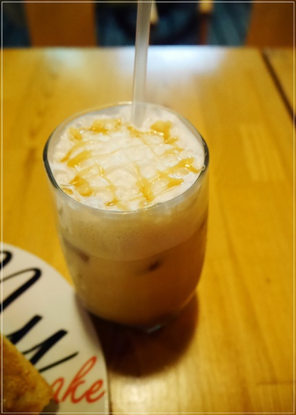 阿達阿永咖啡廳：【中和】阿達阿永咖啡廳－由 <達永建設 x 5 Senses x 聞山咖啡> 合作 ‧ 南勢角捷運站4號出口 ‧ 圓通通小綠地