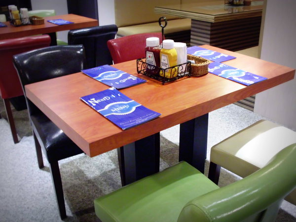 鄰居家 NEXT DOOR：【台北．永康街】鄰居家NEXT DOOR-「香味撲鼻義大利麵上桌」