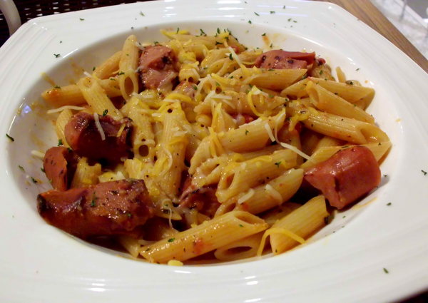 鄰居家 NEXT DOOR：【台北．永康街】鄰居家NEXT DOOR-「香味撲鼻義大利麵上桌」