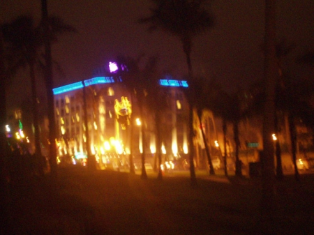 花蓮港親水遊憩區：花蓮港[迴瀾客棧]的夜景