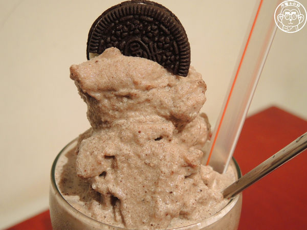 極簡咖啡館:呷飽祙【台北大安・極簡咖啡】萌店長們駐店迎接你