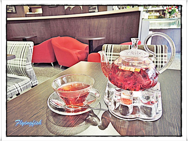 魚缸珈琲 Coffish：✜ 精品咖啡＋讓人打從心裏幸福起來滴療癒系甜點 －「魚缸咖啡 Coffish」 (*￣︶￣*)