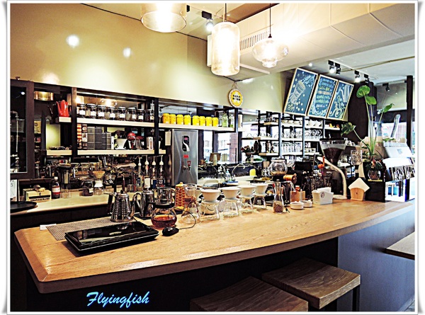 魚缸珈琲 Coffish：✜ 精品咖啡＋讓人打從心裏幸福起來滴療癒系甜點 －「魚缸咖啡 Coffish」 (*￣︶￣*)