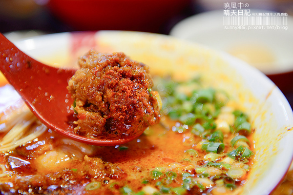 ラーメン凪 Ramen Nagi 豚骨拉麵(天母店)：【凪NAGI】進階班豚骨拉麵 叉燒大片嚇死人