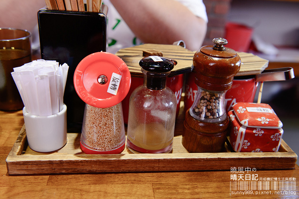 ラーメン凪 Ramen Nagi 豚骨拉麵(天母店)：【凪NAGI】進階班豚骨拉麵 叉燒大片嚇死人