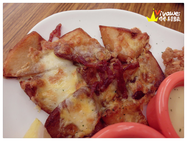 鄰居家 NEXT DOOR：台北大安區｜永康街內的美式料理餐廳『鄰居家 NEXT DOOR』 東門站 象山線 商業午餐 早午餐 漢堡 義大利麵 素食 慶生 Taipei Food Eat