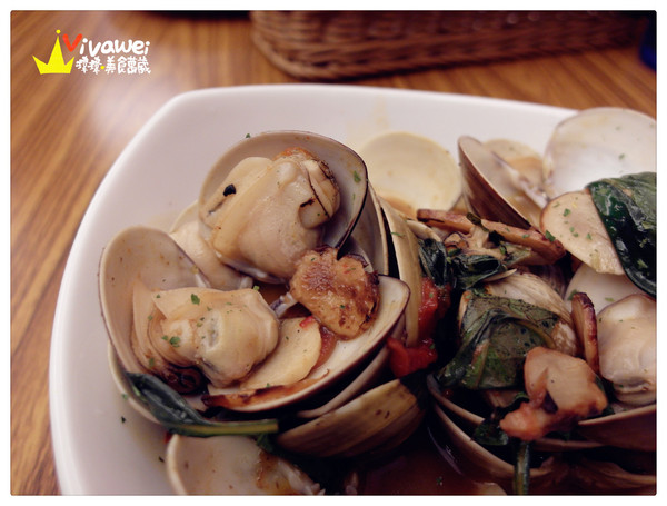 鄰居家 NEXT DOOR：台北大安區｜永康街內的美式料理餐廳『鄰居家 NEXT DOOR』 東門站 象山線 商業午餐 早午餐 漢堡 義大利麵 素食 慶生 Taipei Food Eat