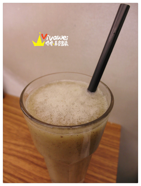 鄰居家 NEXT DOOR：台北大安區｜永康街內的美式料理餐廳『鄰居家 NEXT DOOR』 東門站 象山線 商業午餐 早午餐 漢堡 義大利麵 素食 慶生 Taipei Food Eat