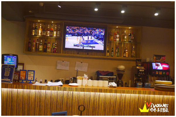 鄰居家 NEXT DOOR：台北大安區｜永康街內的美式料理餐廳『鄰居家 NEXT DOOR』 東門站 象山線 商業午餐 早午餐 漢堡 義大利麵 素食 慶生 Taipei Food Eat