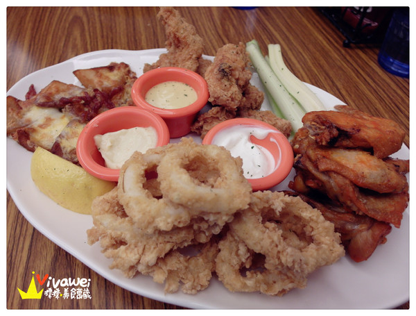 鄰居家 NEXT DOOR：台北大安區｜永康街內的美式料理餐廳『鄰居家 NEXT DOOR』 東門站 象山線 商業午餐 早午餐 漢堡 義大利麵 素食 慶生 Taipei Food Eat