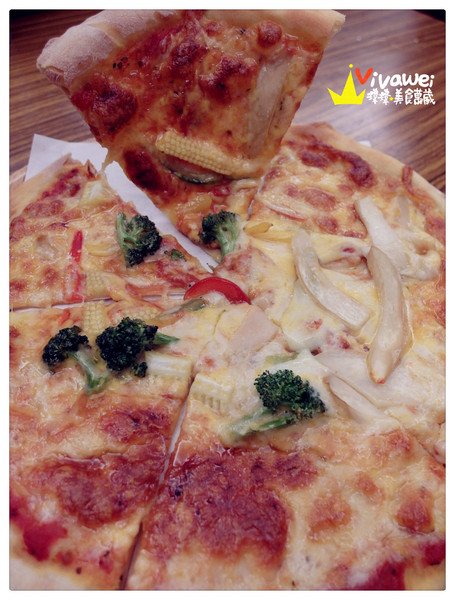 鄰居家 NEXT DOOR：台北大安區｜永康街內的美式料理餐廳『鄰居家 NEXT DOOR』 東門站 象山線 商業午餐 早午餐 漢堡 義大利麵 素食 慶生 Taipei Food Eat