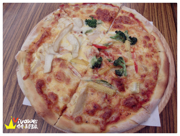 鄰居家 NEXT DOOR：台北大安區｜永康街內的美式料理餐廳『鄰居家 NEXT DOOR』 東門站 象山線 商業午餐 早午餐 漢堡 義大利麵 素食 慶生 Taipei Food Eat