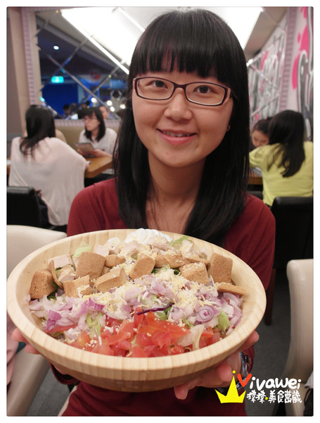 鄰居家 NEXT DOOR：台北大安區｜永康街內的美式料理餐廳『鄰居家 NEXT DOOR』 東門站 象山線 商業午餐 早午餐 漢堡 義大利麵 素食 慶生 Taipei Food Eat