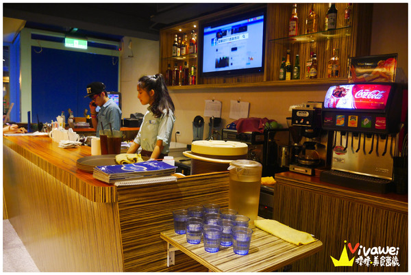 鄰居家 NEXT DOOR：台北大安區｜永康街內的美式料理餐廳『鄰居家 NEXT DOOR』 東門站 象山線 商業午餐 早午餐 漢堡 義大利麵 素食 慶生 Taipei Food Eat