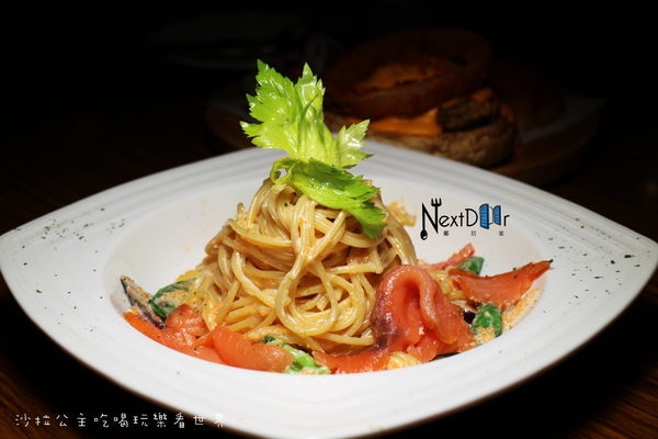 鄰居家 NEXT DOOR:全日早午餐『鄰居家 NEXT DOOR』聊天/聚餐的好地方