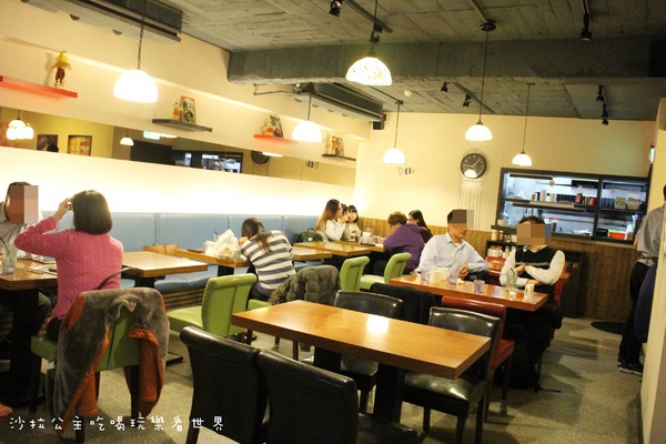 鄰居家 NEXT DOOR:全日早午餐『鄰居家 NEXT DOOR』聊天/聚餐的好地方