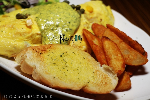 鄰居家 NEXT DOOR:全日早午餐『鄰居家 NEXT DOOR』聊天/聚餐的好地方