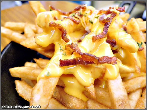 黃金起司醬薯條2