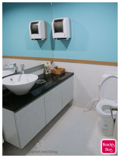 永康街。鄰居家