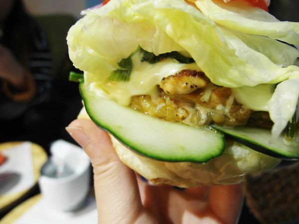 鄰居家 NEXT DOOR:【大安】鄰居家 NEXT DOOR。美式漢堡好好食。輕鬆舒適當自己家