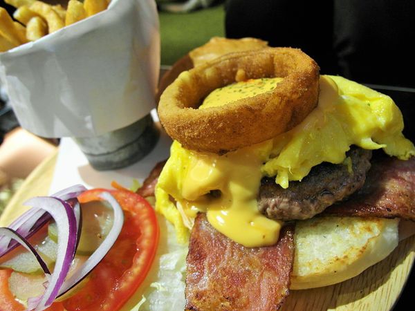 鄰居家 NEXT DOOR:【大安】鄰居家 NEXT DOOR。美式漢堡好好食。輕鬆舒適當自己家