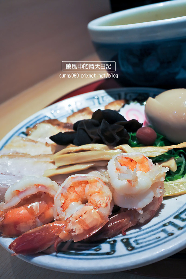 山頭火拉麵(太平洋SOGO百貨天母店):【天母|山頭火】保持日式濃厚風味 價格偏高的豪華拉麵