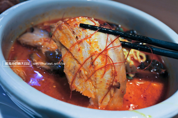 山頭火拉麵(太平洋SOGO百貨天母店):【天母|山頭火】保持日式濃厚風味 價格偏高的豪華拉麵