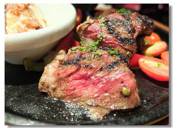 T.G.I.Friday's 星期五美式餐廳(古亭店)：【台北市】TGI FRIDAYS星期五美式餐廳-生日聚餐的新選擇