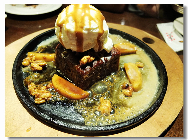 T.G.I.Friday's 星期五美式餐廳(古亭店)：【台北市】TGI FRIDAYS星期五美式餐廳-生日聚餐的新選擇