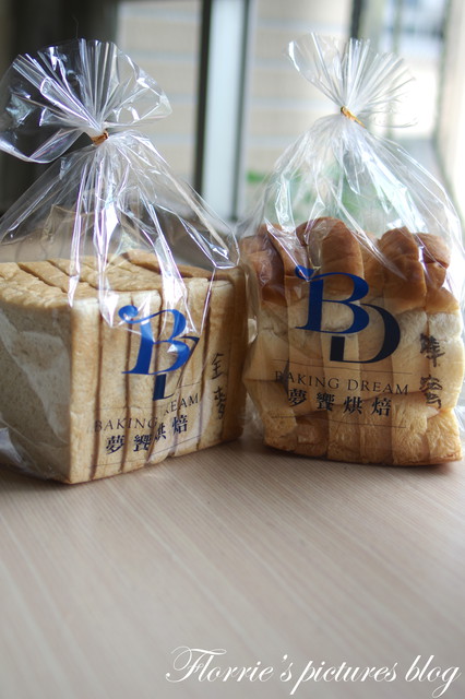 夢饗烘焙:台中美食~BAKING DREAM夢饗烘焙~熟成蜂蜜吐司真是好吃丫