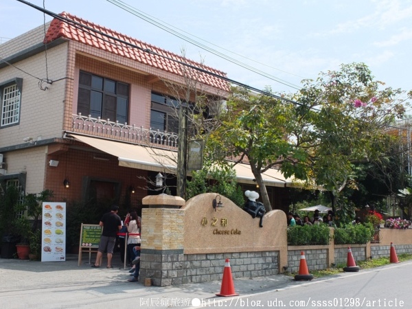 心之和烘焙屋:【美食特搜。屏東潮州鎮】心之和烘焙屋。買蛋糕像在排電影票 紅遍全台冠軍起司蛋糕