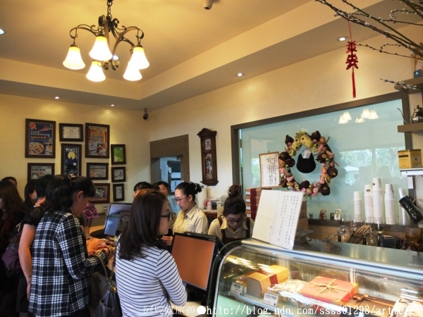 心之和烘焙屋:【美食特搜。屏東潮州鎮】心之和烘焙屋。買蛋糕像在排電影票 紅遍全台冠軍起司蛋糕