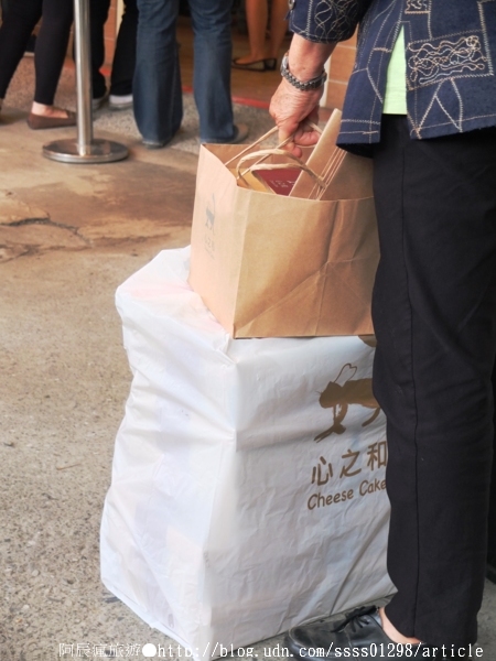 心之和烘焙屋:【美食特搜。屏東潮州鎮】心之和烘焙屋。買蛋糕像在排電影票 紅遍全台冠軍起司蛋糕
