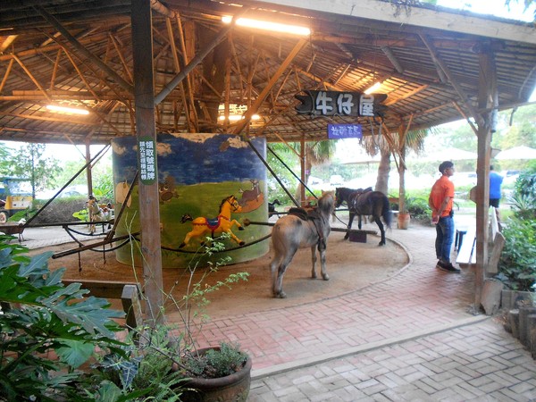 淨園休閒農場：走！來去給動物看~