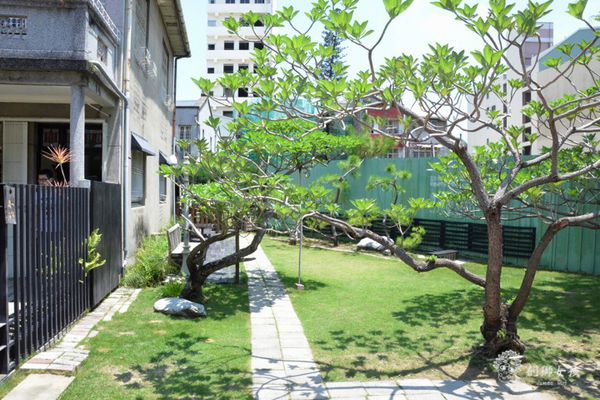 Táinán zǎocān lùjiǎo zhī9.jpg