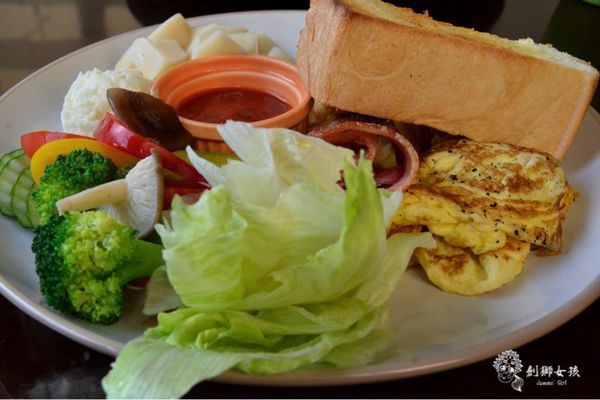 Táinán zǎocān lùjiǎo zhī13.jpg