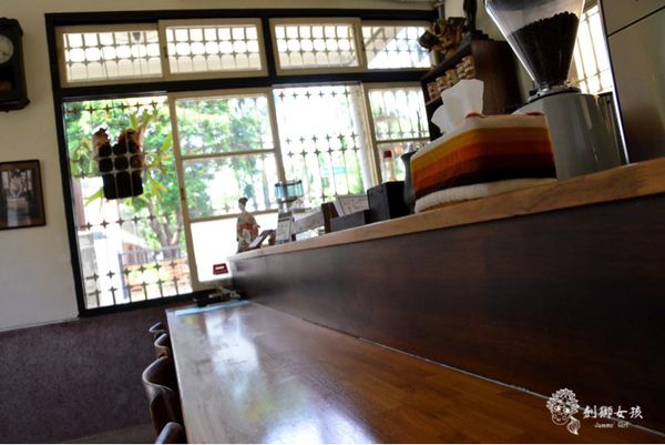 Táinán zǎocān lùjiǎo zhī3.jpg