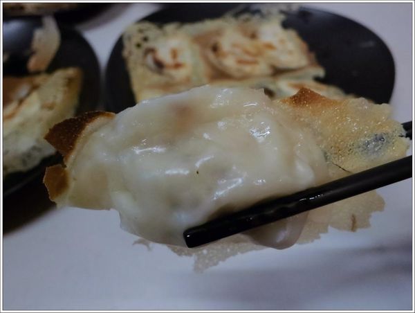 高雄-宇都宮餃子-煎餃子起盤
