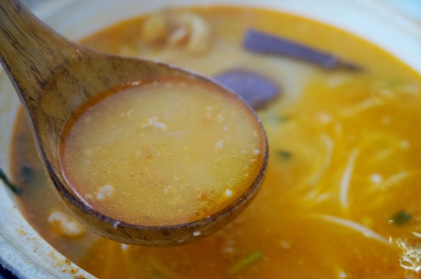 云滇雲南料裡(北光復門市):云滇雲南料裡二三訪:雲燒牛腩米線/擺夷小鍋米線