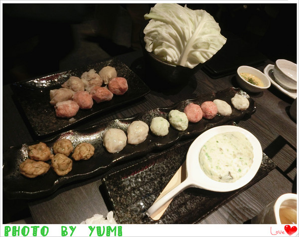 這一鍋皇室祕藏鍋物(朝富殿):【台中食記】七期特區美食!85度C集團也開火鍋店啦@這一鍋皇室秘藏鍋物(朝富殿)