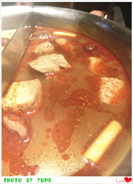 這一鍋皇室祕藏鍋物(朝富殿):【台中食記】七期特區美食!85度C集團也開火鍋店啦@這一鍋皇室秘藏鍋物(朝富殿)