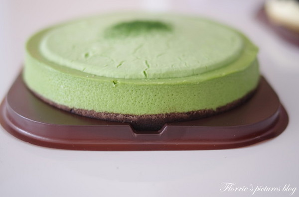 君城蛋糕：試吃~君城本家--宇治抹茶起司蛋糕、OREO起司蛋糕~淡淡的抹茶香味真迷人