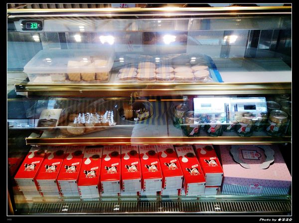 澄石蔬食咖啡廚坊(東興店)：【台中．美食】澄石蔬食咖啡廚坊(東興店)～素肉葷肉傻傻分不清之讓我Ｎ訪的超澎湃蔬食早餐♥